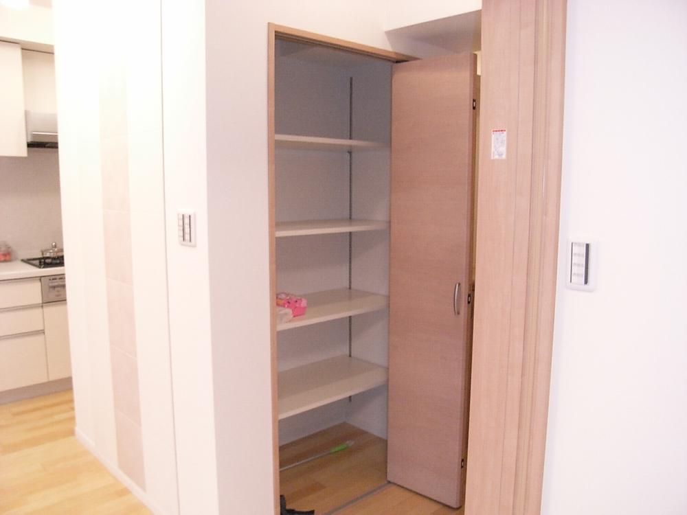 Receipt. Living storage