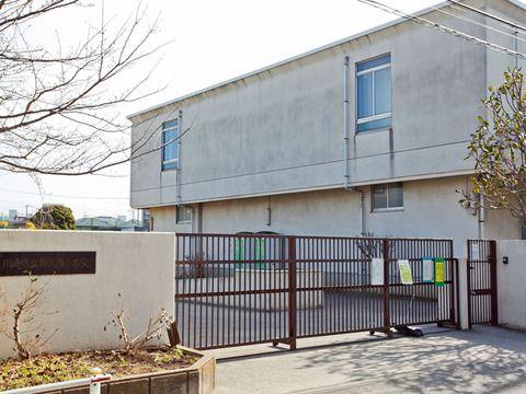 Primary school. Minamikase until elementary school 450m