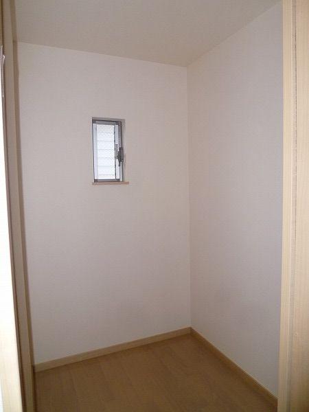 Receipt. 2013 March 16 shooting Building 3