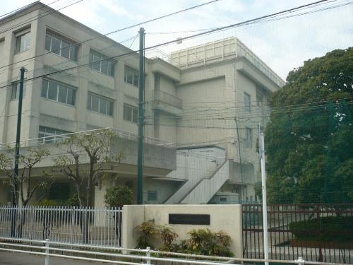 Primary school. 500m to the Kawasaki Municipal Minamikase Elementary School