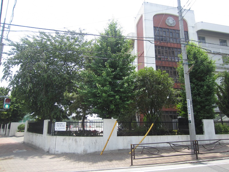 Junior high school. Tsukagoshi 869m until junior high school (junior high school)