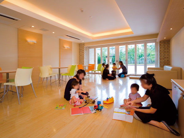 Shared facilities.  [Kids Room and Party Room] Such as parties and small events of inviting friends, You can use a variety of purposes.