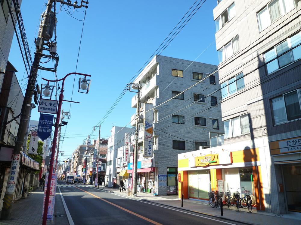 Local appearance photo. Located in the shopping district, convenience store ・ Super close, Life is convenient.