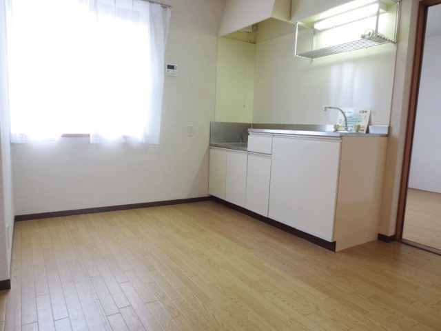 Living and room. ☆ dining ☆