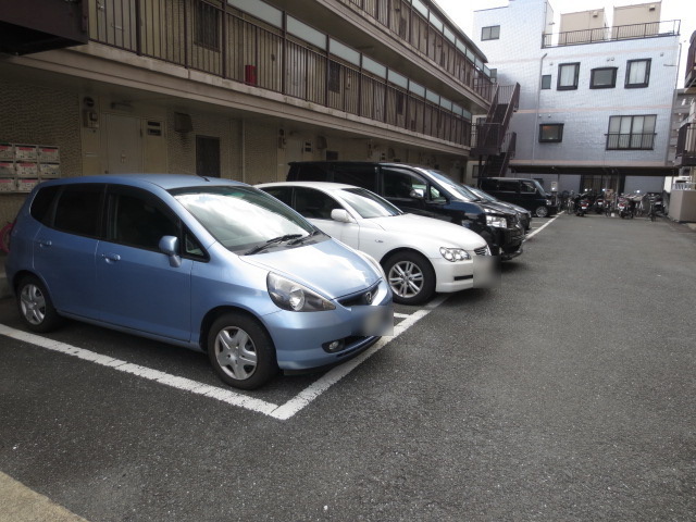 Parking lot. ☆ Parking Lot ☆