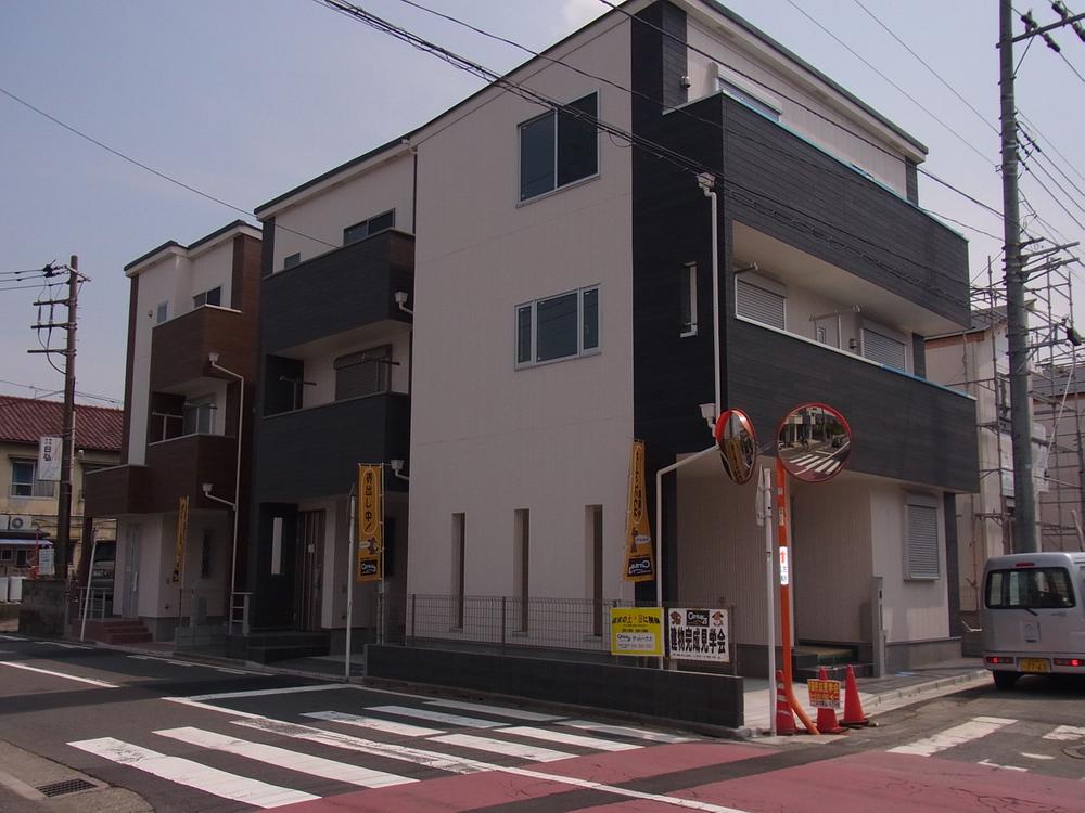 Local appearance photo. Local (May 2013) Shooting