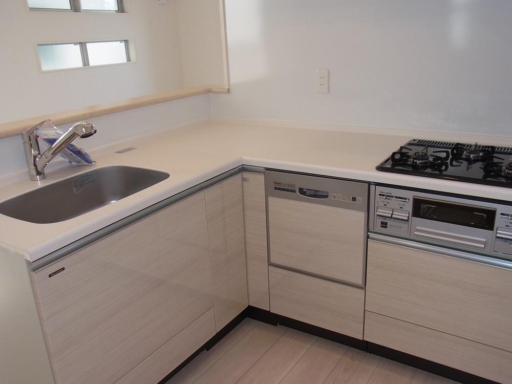 Kitchen. Room (May 2013) Shooting