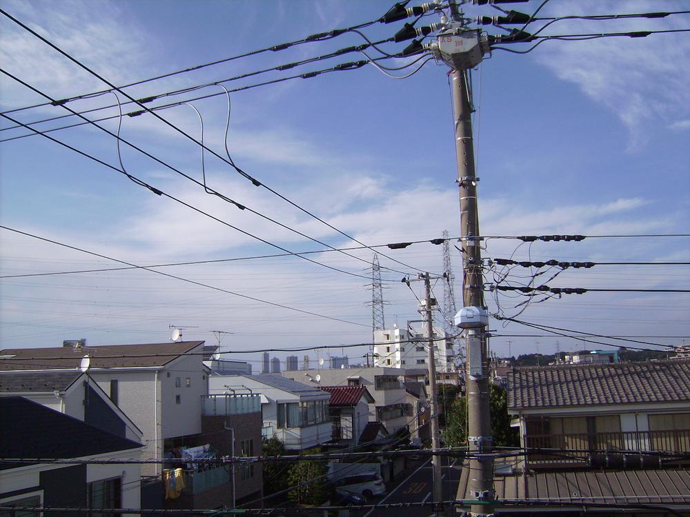 View photos from the dwelling unit. G Building Local (July 6, 2013) Shooting