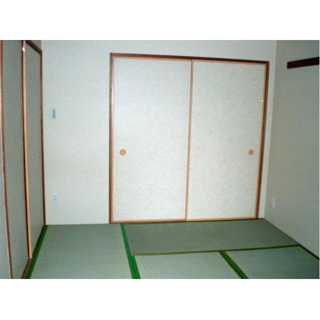 Living and room. Photos will be something of the same type.