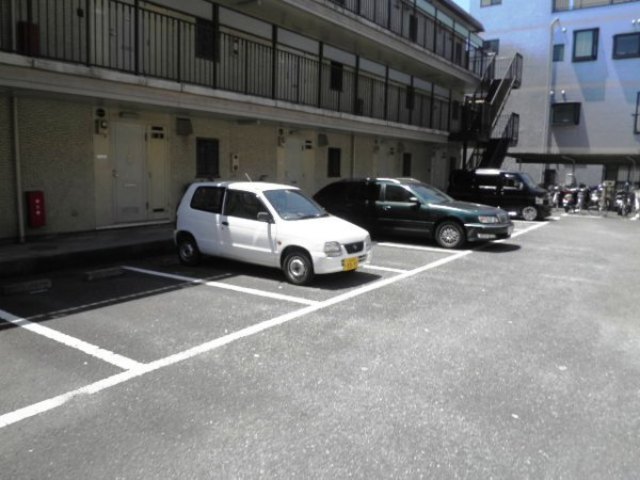 Parking lot.  ☆ On-site parking ☆ 