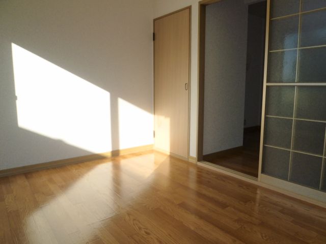 Living and room. Rest assured that good per yang