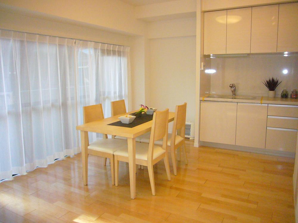 Living. Indoor (12 May 2013) Shooting 10.4 Pledge of LDK