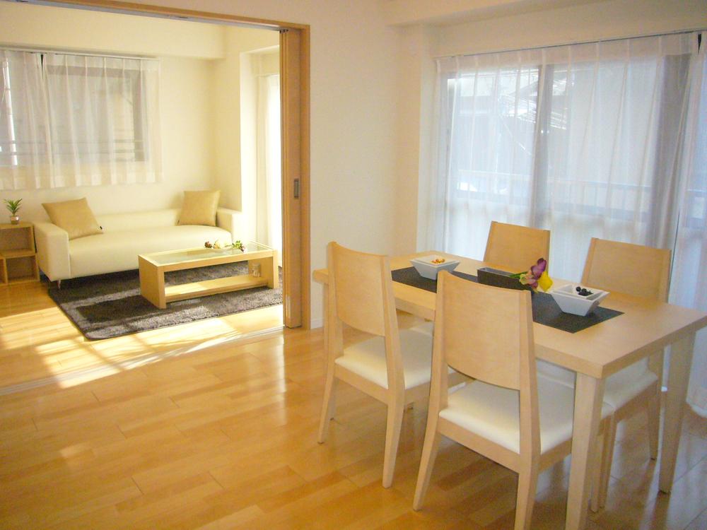 Living. Indoor (12 May 2013) Shooting