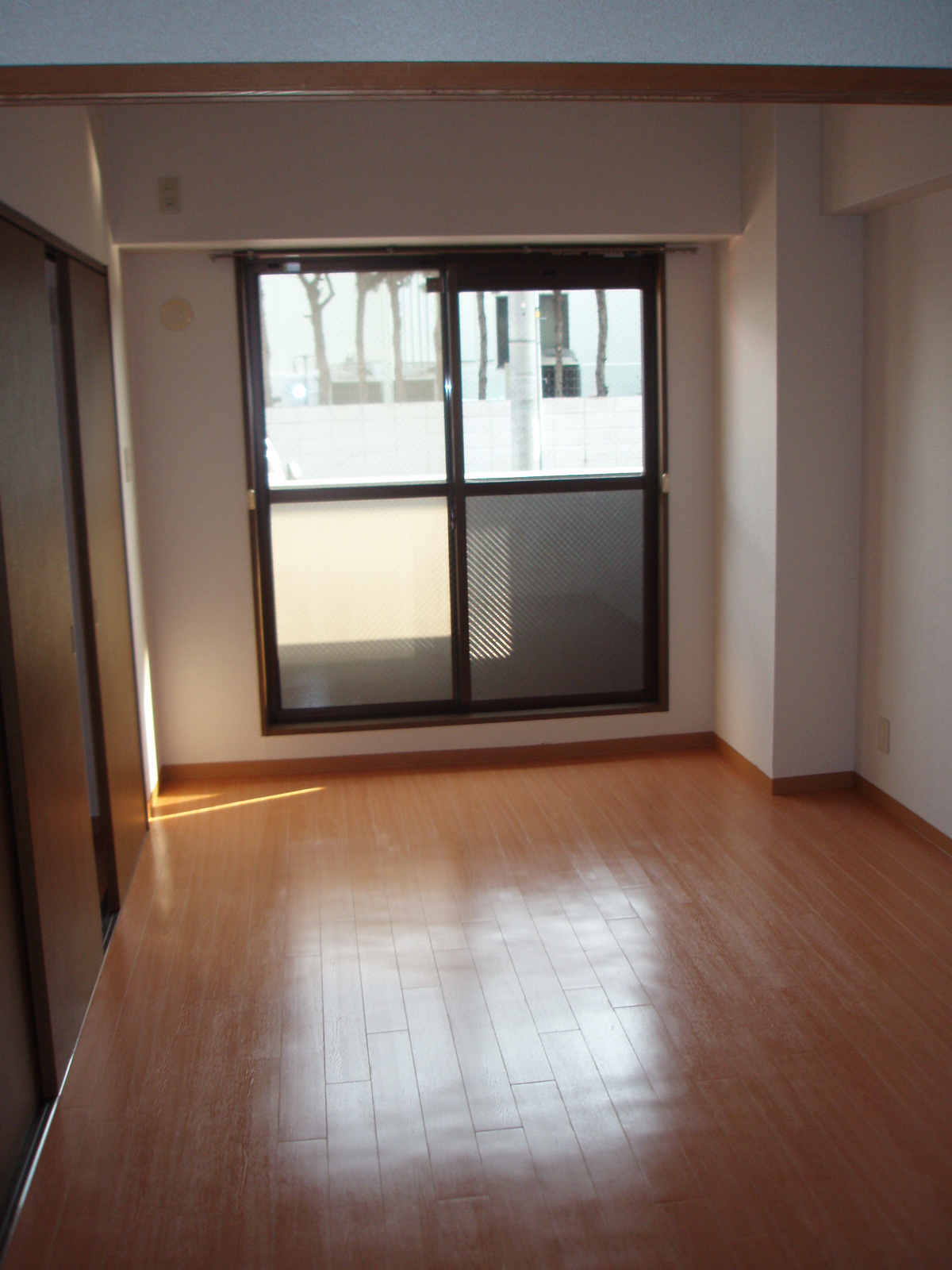 Other room space. Western-style 6