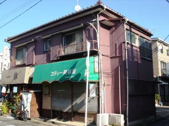 Local land photo. Building appearance (1)