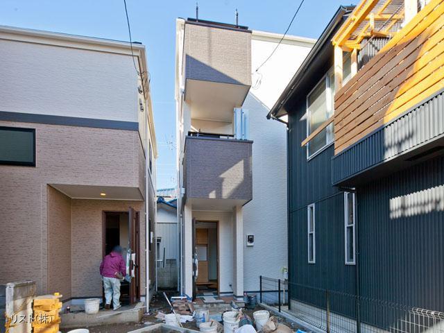 Local appearance photo