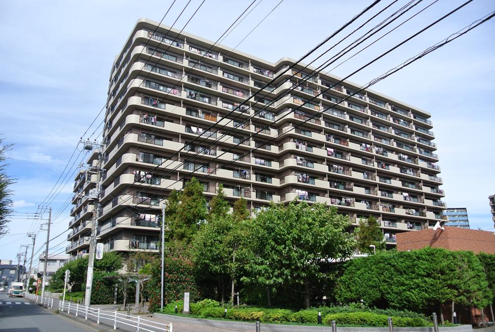 Local appearance photo. Local (10 May 2013) Shooting