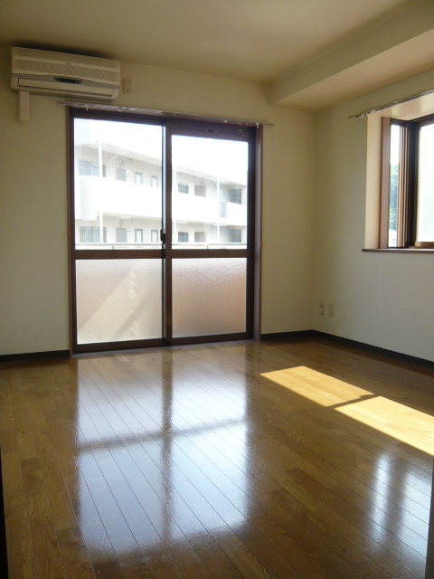 Other room space
