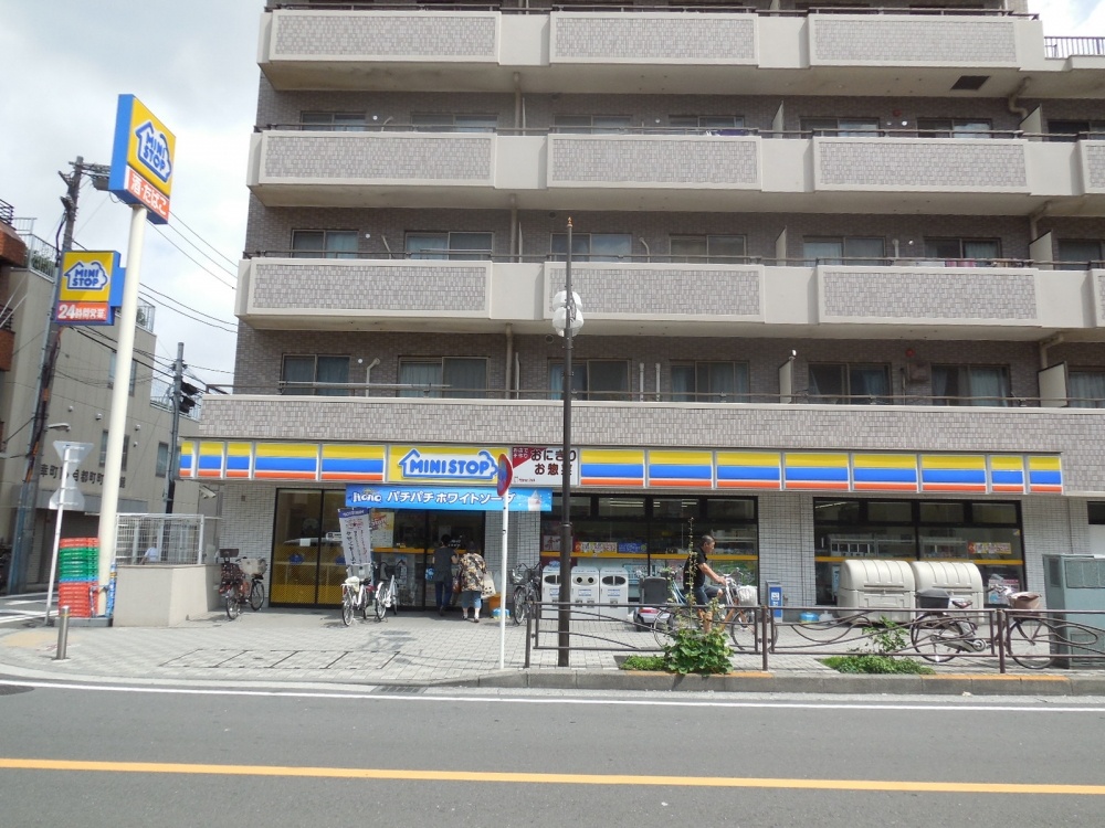 Convenience store. MINISTOP Nanko-cho shop 37m to Nanko-cho 1-31 (convenience store)