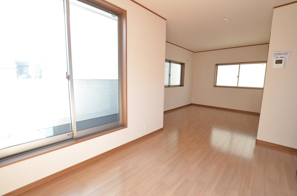 Living. Indoor (12 May 2013) Shooting