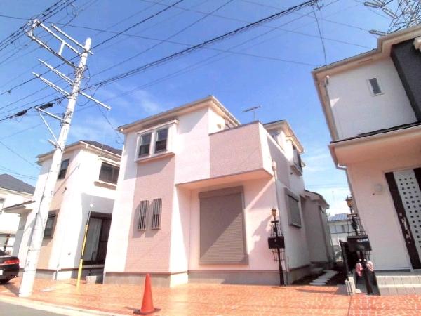 Local appearance photo. It is a two-story house of the land 30 square meters