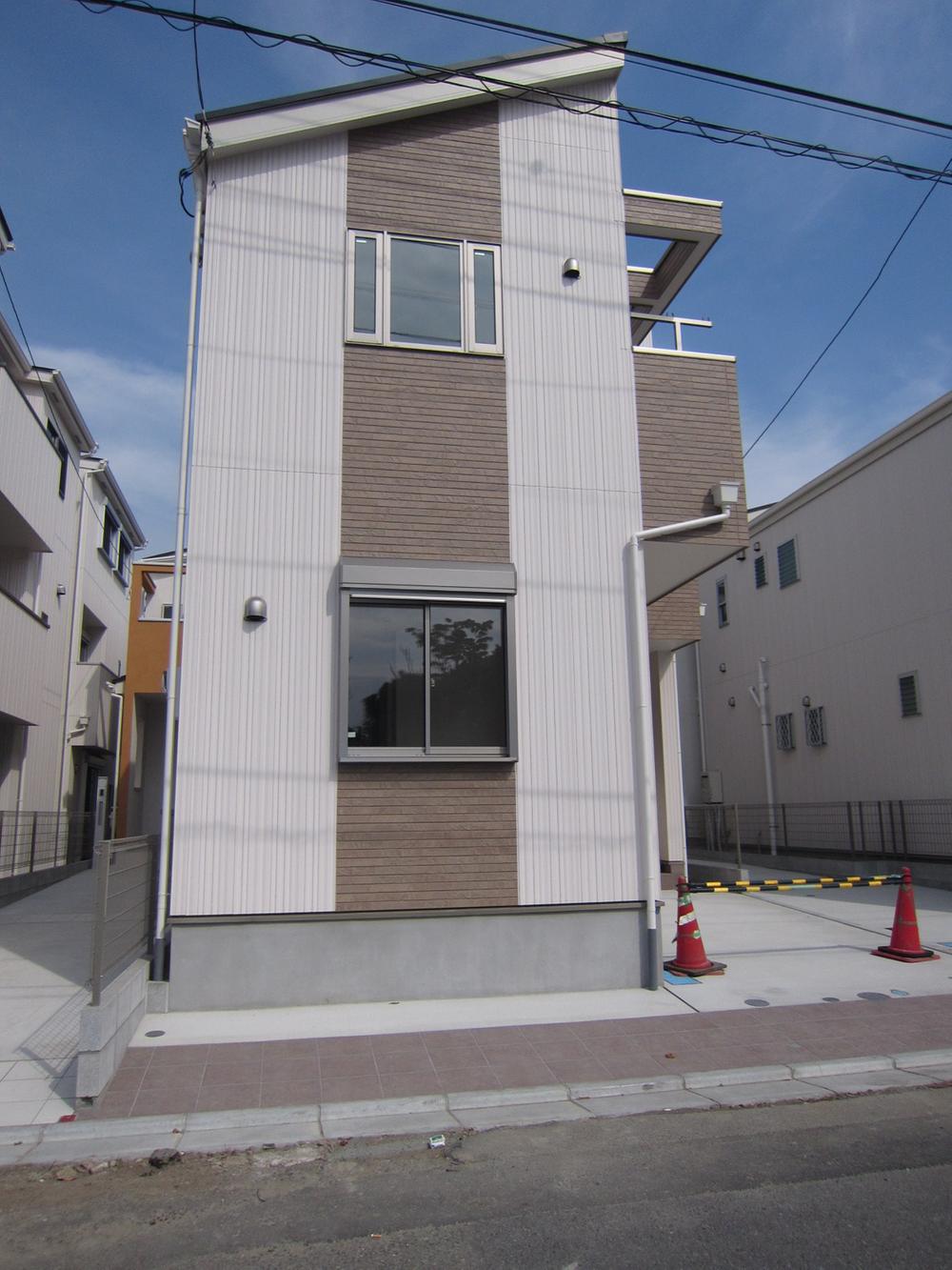 Local appearance photo. Local (July 2013) Shooting