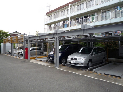 Parking lot