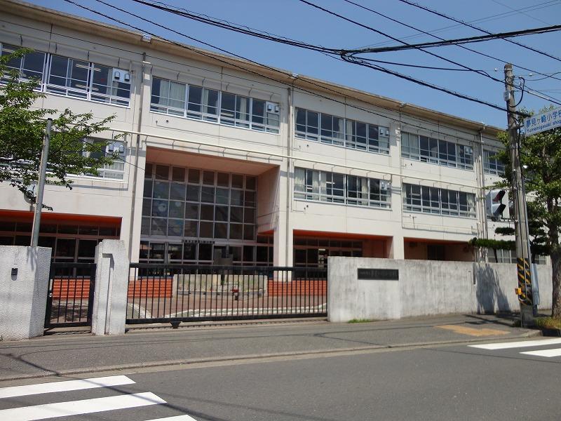 Primary school. Dreamed months Saki to elementary school (elementary school) 1080m