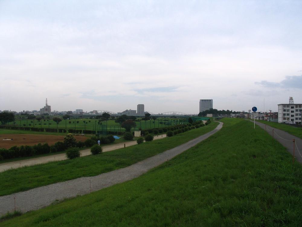 Other Environmental Photo. Until the Tama River 160m