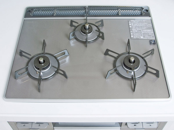 Kitchen.  [Glass top stove] Adopt a glass top with superior beauty and durability of appearance. Standard equipped with a safety sensor in a three-neck all the stove. You can use with confidence.