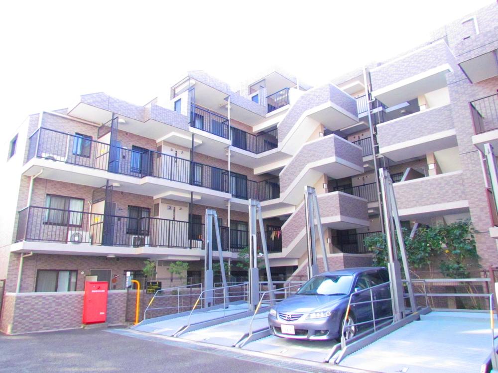 Local appearance photo