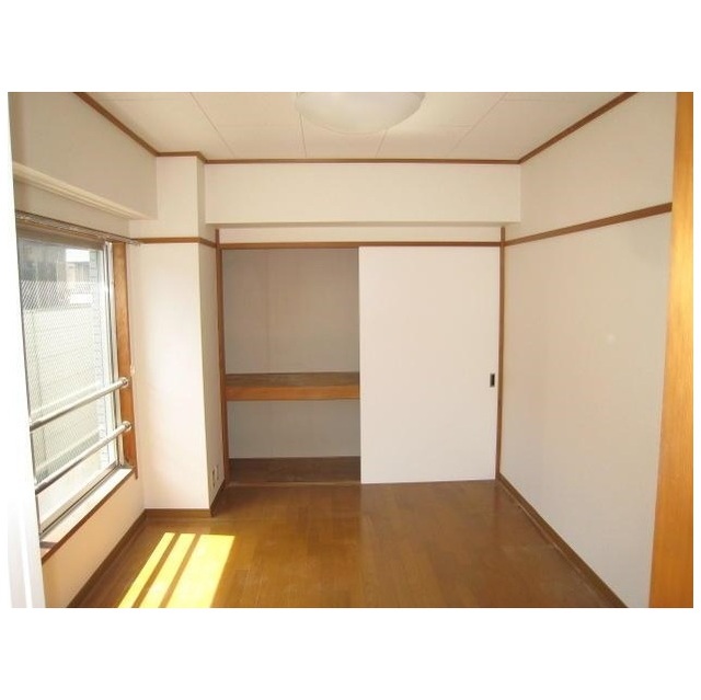 Other room space. Equipped accommodated in each room