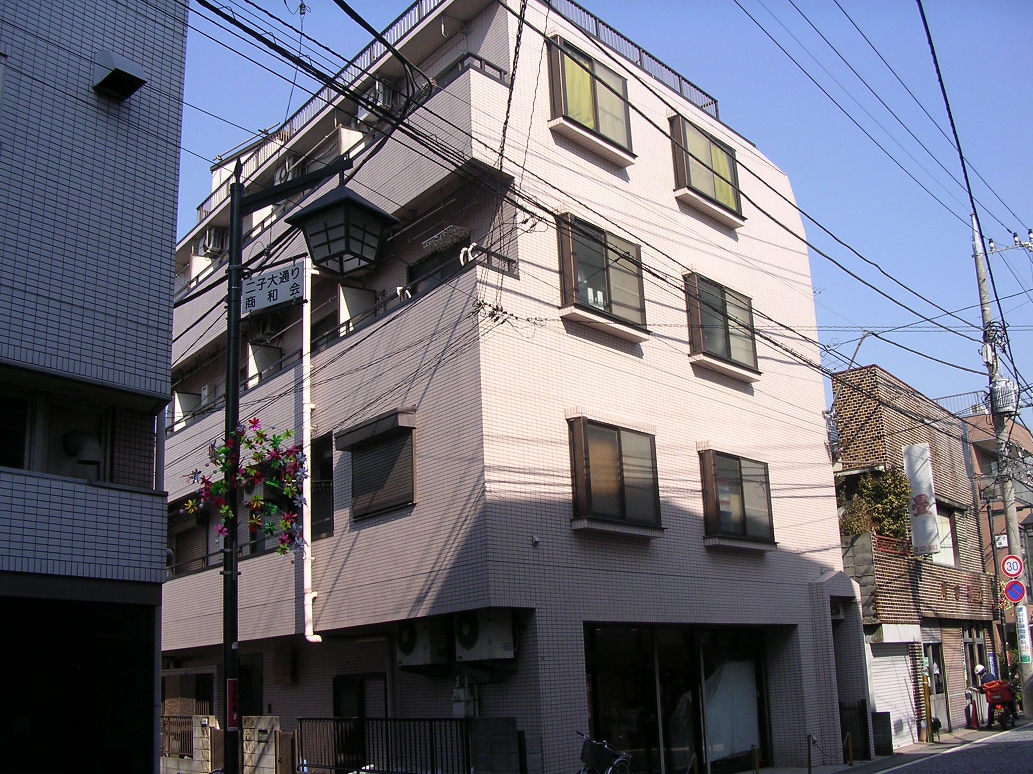 Building appearance. Station near a 2-minute walk