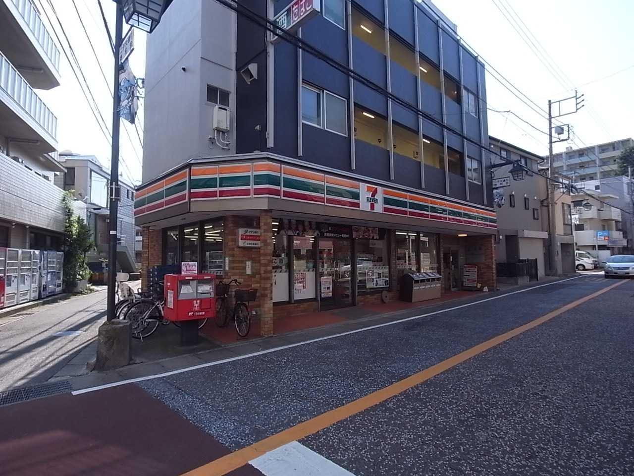 Convenience store. Seven-Eleven Futakoshinchi store up (convenience store) 683m