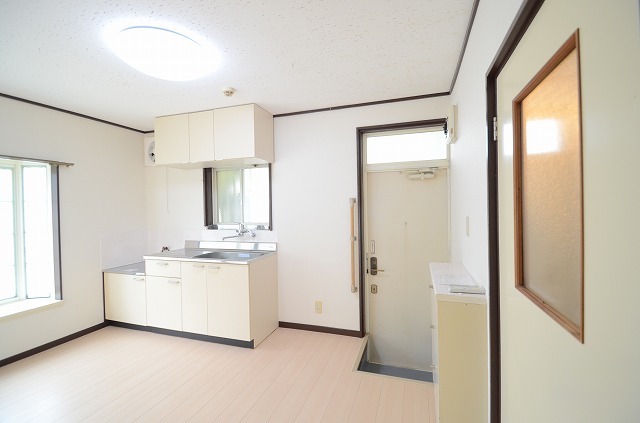 Living and room