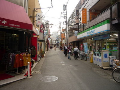 Convenience store. 90m to Family Mart (convenience store)