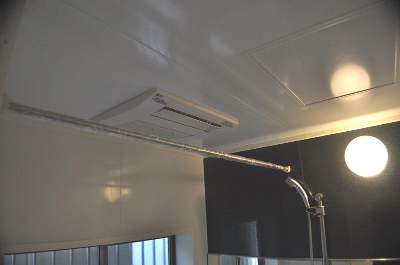 Bathroom. Mist sauna with bathroom heating dryer (July 2013) Shooting