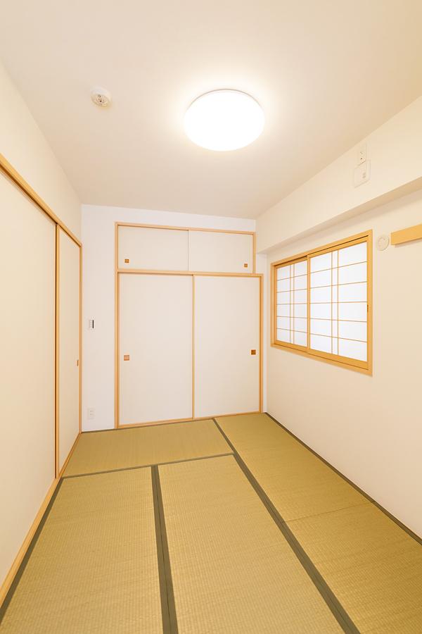 Non-living room. About 5.5 Pledge of Japanese-style room has a closet of with upper closet
