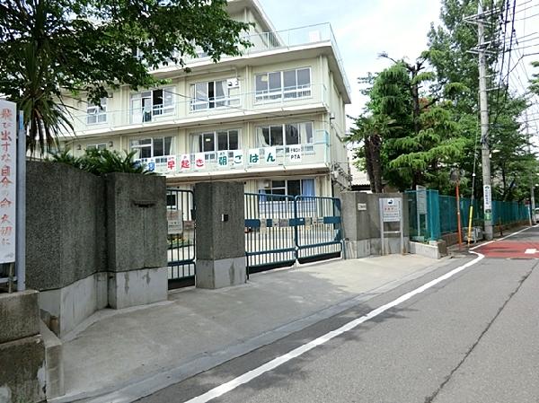 Primary school. Shibokuchi until elementary school 730m Shibokuchi elementary school