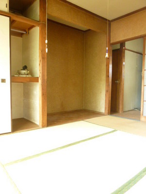 Living and room. Has been changed to the Japanese-style room ⇒ Western! ! 