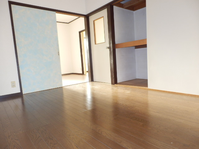 Living and room