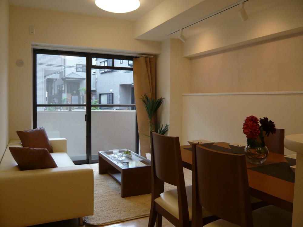 Living. Indoor (June 2013) Shooting