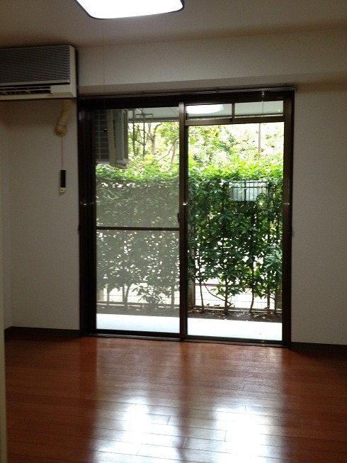 Living and room