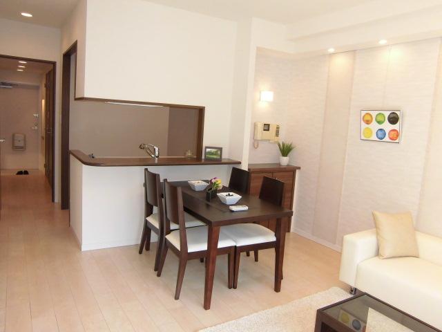 Living. Room (August 2013) Shooting