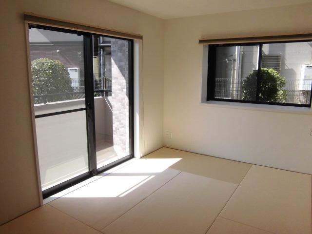 Non-living room. Room (August 2013) Shooting