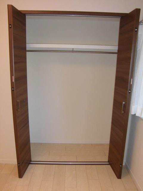 Receipt. Room (August 2013) Shooting