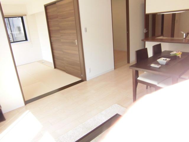 Living. Room (August 2013) Shooting