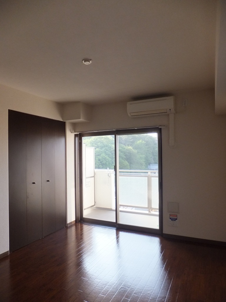 Living and room