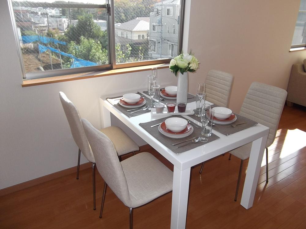 Living. Living-dining