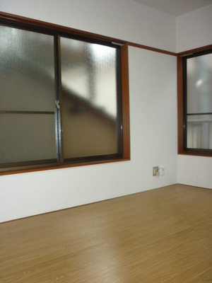 Living and room. top floor ・ It is a corner room. 